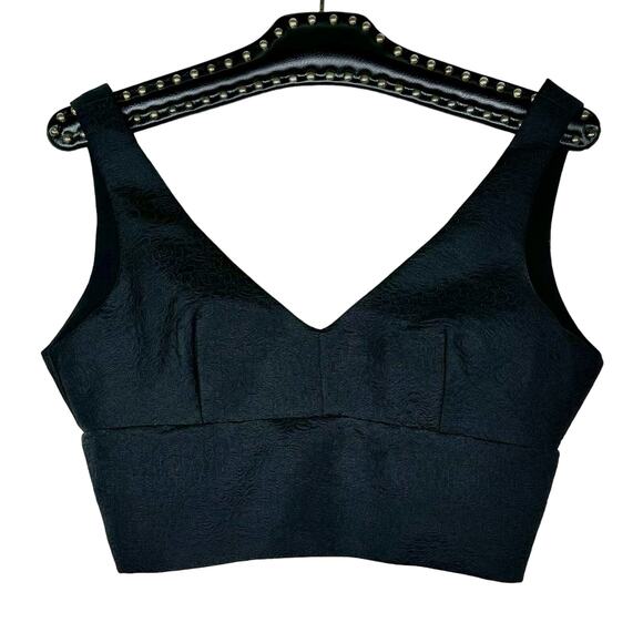 Zara Black Wireless Floral Textured Crop Top Medium - Picture 1 of 6